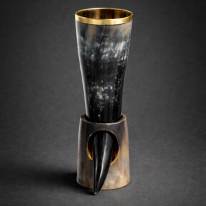 pahar premium din corn natural cu suport design rustic si margine aurie